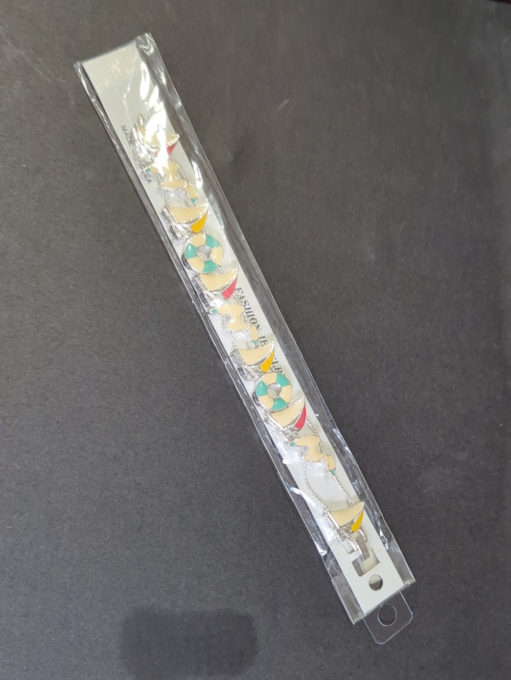 New Vintage Sailboats Slide Bracelet with Sliding Charms Silver Fold Over Clasp - Picture 10 of 10